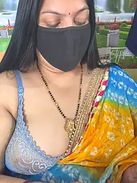 Snapshot of FlatVincy4 chatting on 1, 11, 2025 FlatVincy4 online show from 1, 11, 2025