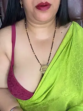 Snapshot of FlatVincy4 chatting on 27, 11, 2025 FlatVincy4 online show from 27, 11, 2025