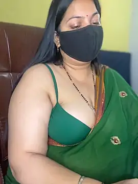 Snapshot of FlatVincy4 chatting on 14, 12, 2025 FlatVincy4 online show from 14, 12, 2025