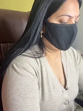 Snapshot of FlatVincy4 chatting on 16, 12, 2025 FlatVincy4 online show from 16, 12, 2025