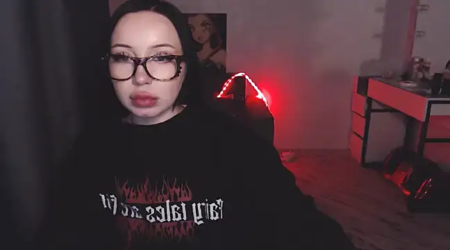 Snapshot of MoranaMissGod chatting on 8, 1, 2025 MoranaMissGod online show from 8, 1, 2025