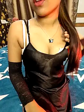 Snapshot of Little__Lia chatting on 28, 2, 2025 Little  Lia online show from 28, 2, 2025