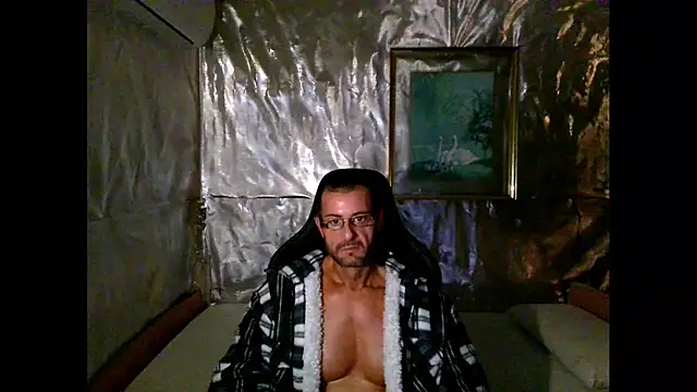 Marieettee online show from 2, 1, 2025