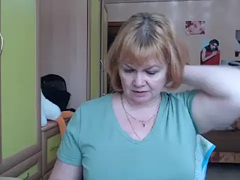 Snapshot of vixey_fox chatting on 24, 1, 2025 vixey fox online show from 24, 1, 2025