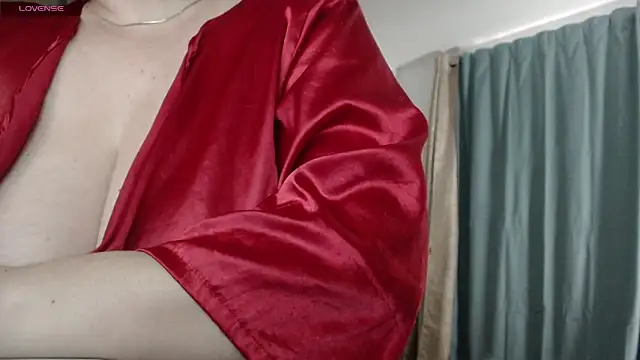 Snapshot of MommyHelpsmee chatting on 16, 10, 2025 MommyHelpsmee online show from 16, 10, 2025