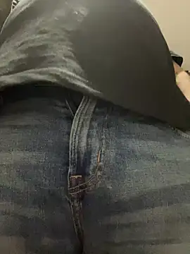 Snapshot of El_Titan1998 chatting on 27, 12, 2024 El Titan1998 online show from 27, 12, 2024