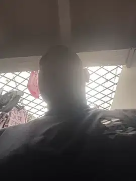 Snapshot of El_Titan1998 chatting on 28, 2, 2025 El Titan1998 online show from 28, 2, 2025