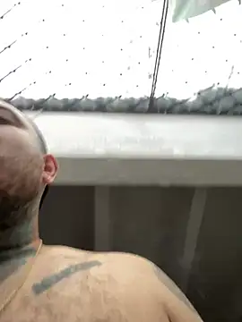 Snapshot of El_Titan1998 chatting on 12, 3, 2025 El Titan1998 online show from 12, 3, 2025