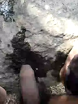 Snapshot of Guru2 chatting on 5, 1, 2025 Guru2 online show from 5, 1, 2025