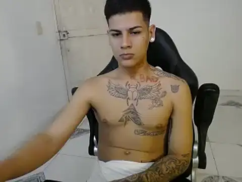 Snapshot of Clyde019 chatting on 21, 1, 2025 Clyde019 online show from 21, 1, 2025