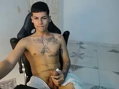 Snapshot of Clyde019 chatting on 30, 1, 2025 Clyde019 online show from 30, 1, 2025