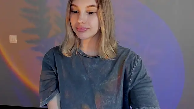 Snapshot of AngelicaKleee chatting on 19, 1, 2025 AngelicaKleee online show from 19, 1, 2025