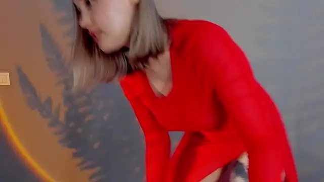 Snapshot of AngelicaKleee chatting on 14, 2, 2025 AngelicaKleee online show from 14, 2, 2025