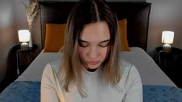 Snapshot of AngelicaKleee chatting on 20, 2, 2025 AngelicaKleee online show from 20, 2, 2025