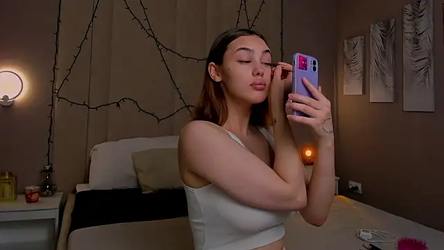 Snapshot of AngelicaKleee chatting on 11, 9, 2025 AngelicaKleee online show from 11, 9, 2025