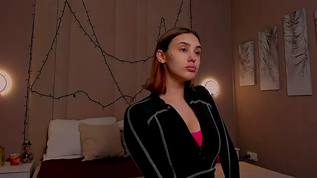 Snapshot of AngelicaKleee chatting on 18, 9, 2025 AngelicaKleee online show from 18, 9, 2025