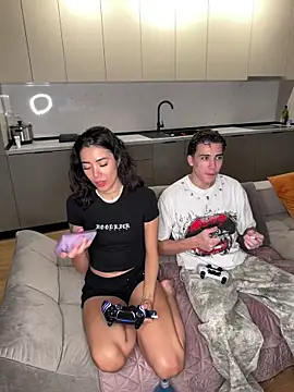 Alexiaa2006 online show from 5, 2, 2026