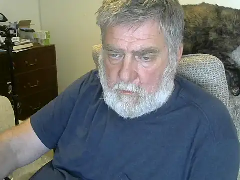 Snapshot of viejo_oso chatting on 13, 9, 2025 viejo oso online show from 13, 9, 2025