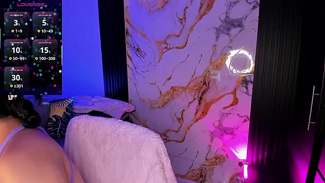 stefany duque1  online show from 21, 2, 2026