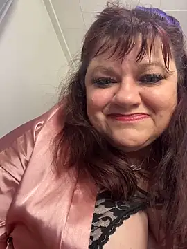 Snapshot of Luciouslouise72@xh chatting on 11, 9, 2025 Luciouslouise72xh online show from 11, 9, 2025