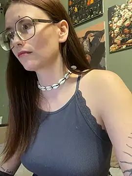 Sabrina shells online show from 14, 3, 2025