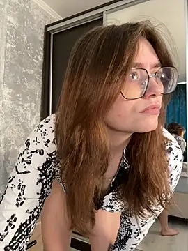 Sabrina shells online show from 3, 10, 2025