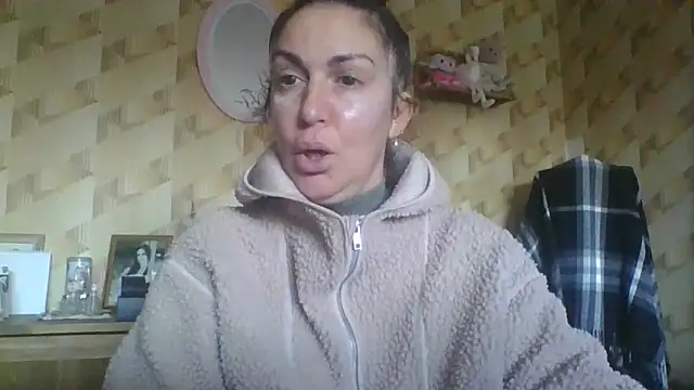 Snapshot of BELLAMORGANE1 chatting on 29, 12, 2024 BELLAMORGANE1 online show from 29, 12, 2024