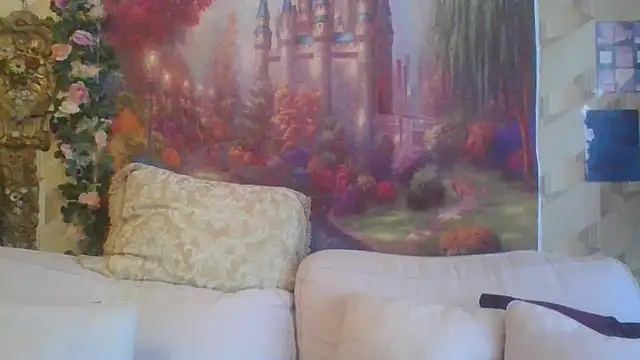 Snapshot of BELLAMORGANE1 chatting on 4, 1, 2025 BELLAMORGANE1 online show from 4, 1, 2025