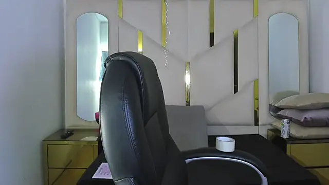 IsabellRodriguez18 online show from 1, 2, 2026