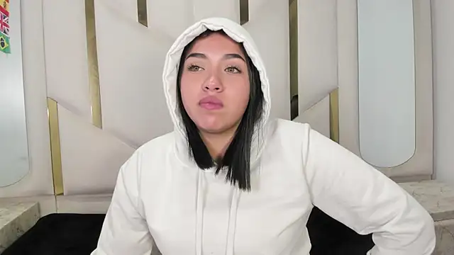 IsabellRodriguez18 online show from 11, 7, 2026