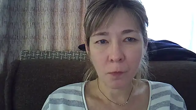 EllaJohnsonX online show from 12, 1, 2025