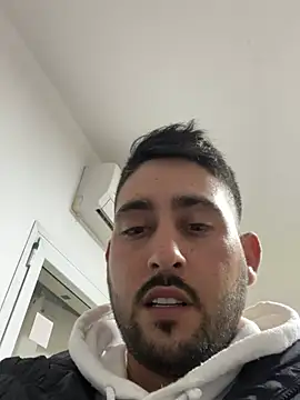 Snapshot of luffykingofpirets chatting on 8, 1, 2025 luffykingofpirets online show from 8, 1, 2025