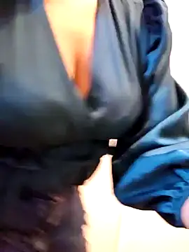 lizzzziee online show from 25, 12, 2024