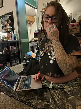Eden Darkskye online show from 4, 8, 2026