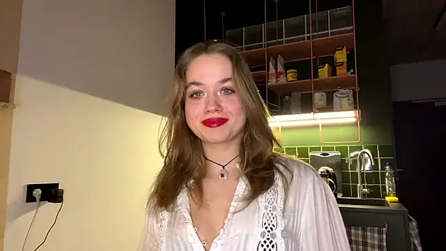 Snapshot of RoxyStar17 chatting on 6, 2, 2025 RoxyStar17 online show from 6, 2, 2025