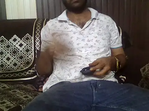 Snapshot of indihotguy chatting on 30, 4, 2026 indihotguy online show from 30, 4, 2026