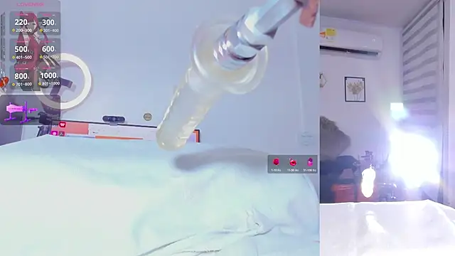 Maria Jones  online show from 14, 11, 2025