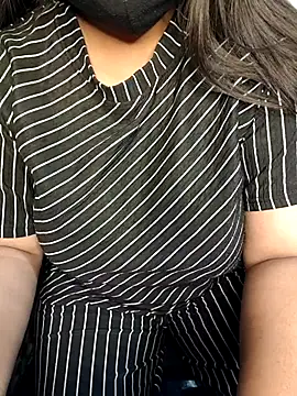 tanvihot2 online show from 2, 4, 2026