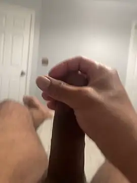 MrLatinKing online show from 1, 1, 2025