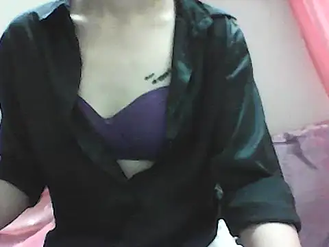 Snapshot of roseofvenom chatting on 30, 12, 2024 roseofvenom online show from 30, 12, 2024