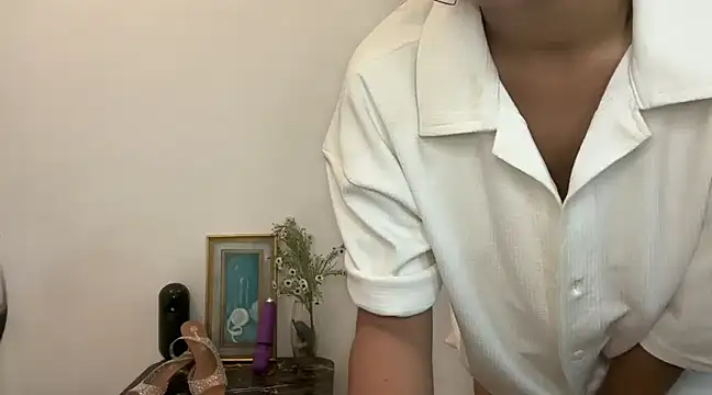 Snapshot of roseofvenom chatting on 12, 2, 2025 roseofvenom online show from 12, 2, 2025