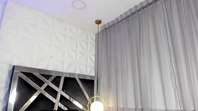 MAGIC AURORAA online show from 13, 2, 2025