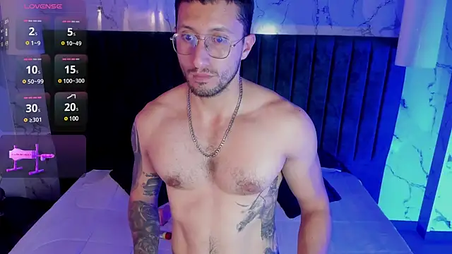 Nathan rivers online show from 10, 2, 2025