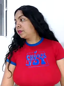 Brendabluee online show from 4, 2, 2025