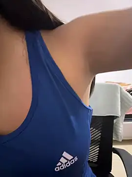 Snapshot of lunagonzales_lima_2007 chatting on 15, 2, 2025 lunagonzales lima 2007 online show from 15, 2, 2025