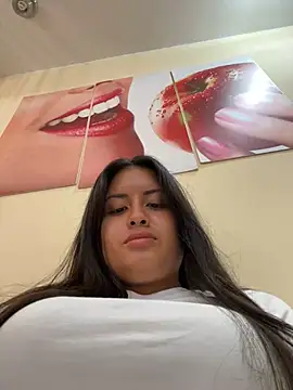 Snapshot of lunagonzales_lima_2007 chatting on 27, 2, 2025 lunagonzales lima 2007 online show from 27, 2, 2025