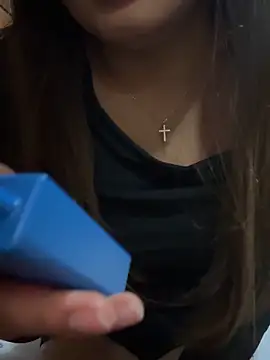 Snapshot of lunagonzales_lima_2007 chatting on 20, 10, 2025 lunagonzales lima 2007 online show from 20, 10, 2025