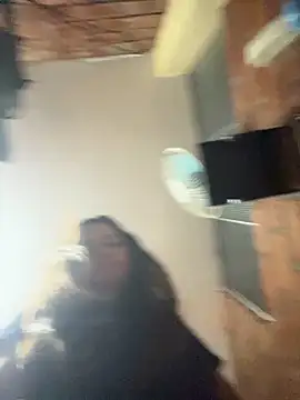 Snapshot of lunagonzales_lima_2007 chatting on 1, 11, 2025 lunagonzales lima 2007 online show from 1, 11, 2025