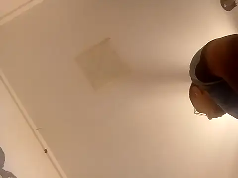 k1oudE online show from 4, 3, 2026