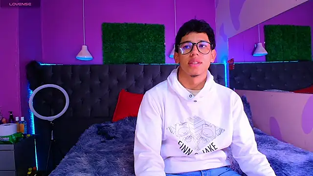 RyanPricee online show from 9, 4, 2026